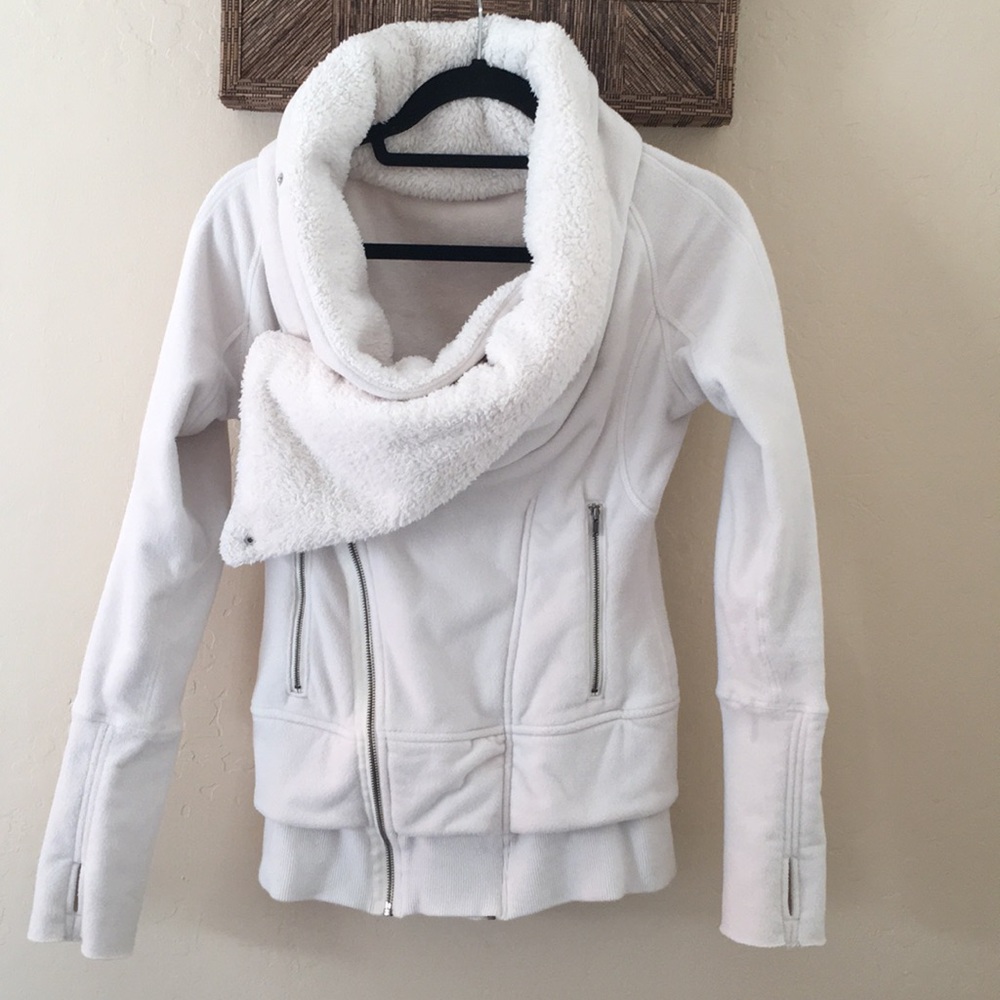 Lululemon fleece jacket
